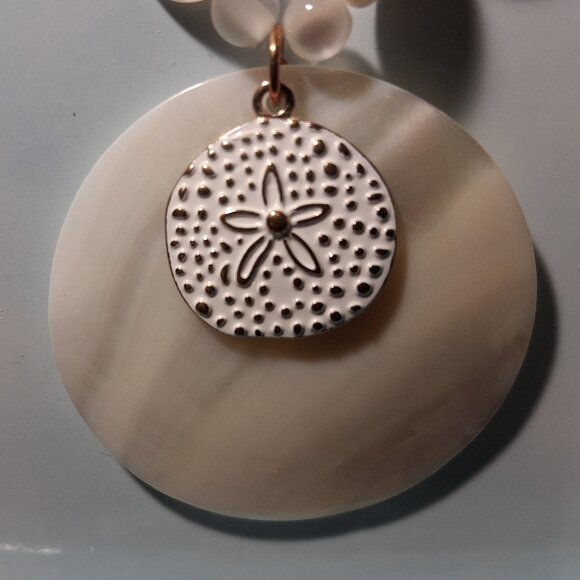 Necklace & Earrings - Paradise Shores - Shell or Mother of Pearl - Picture 4 of 5